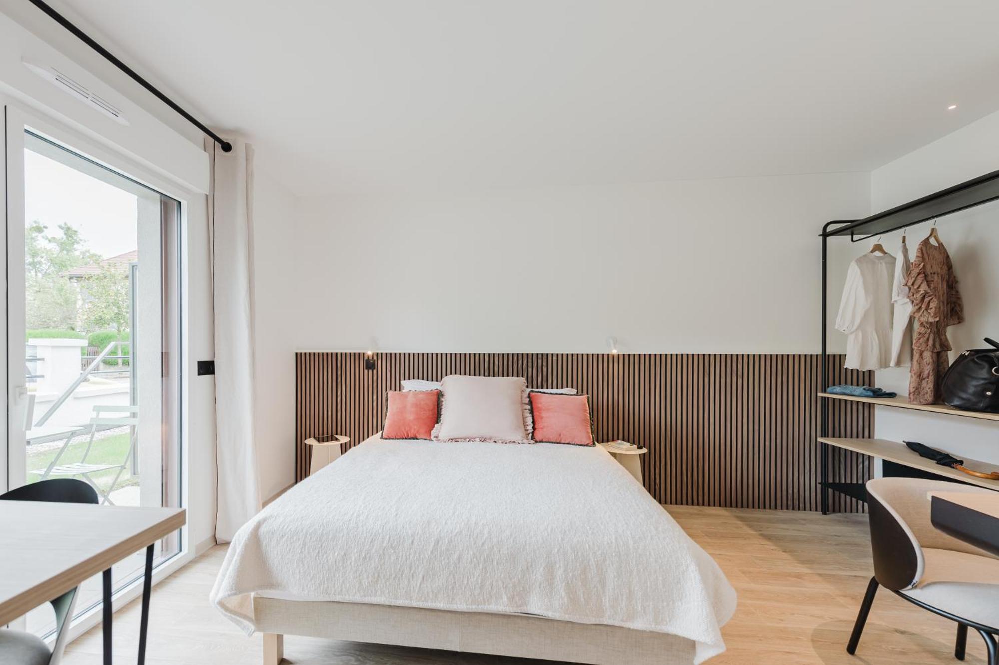 Appart Hotel Neostelia Annecy Exteriör bild