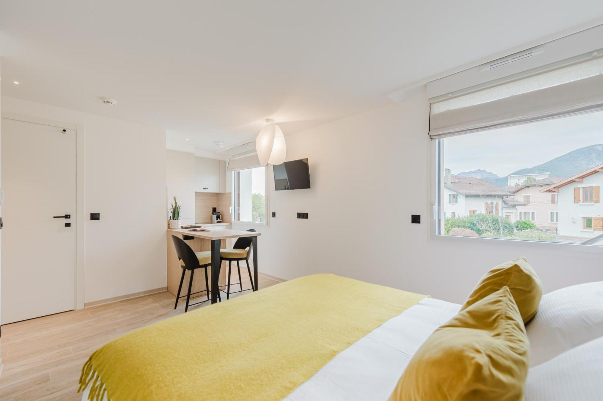 Appart Hotel Neostelia Annecy Exteriör bild