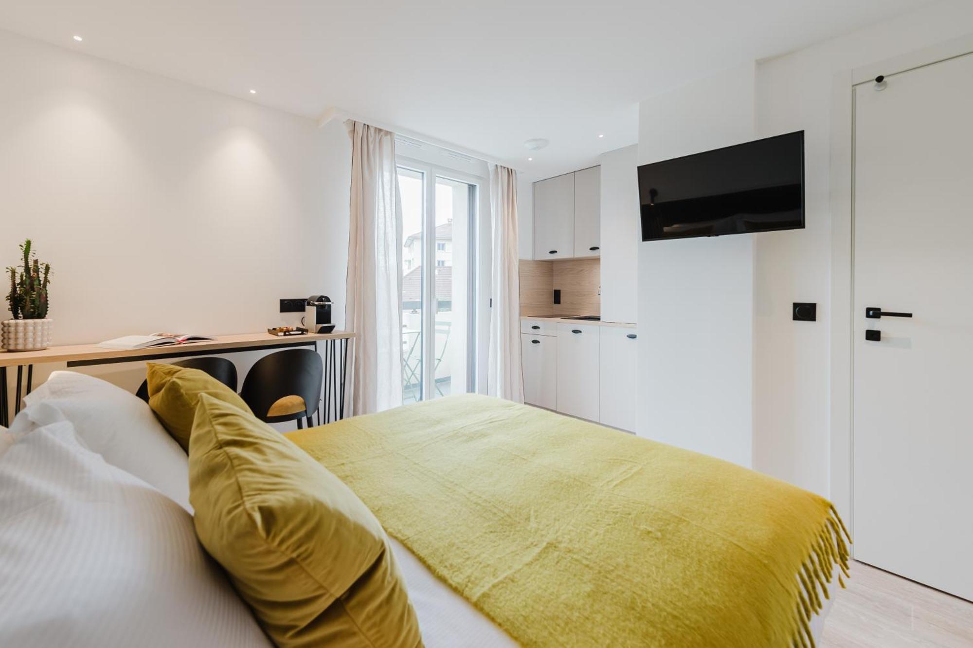 Appart Hotel Neostelia Annecy Exteriör bild